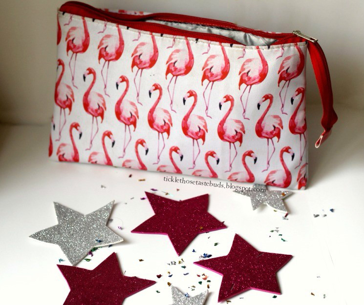 Flamingo-Makeup-Bag