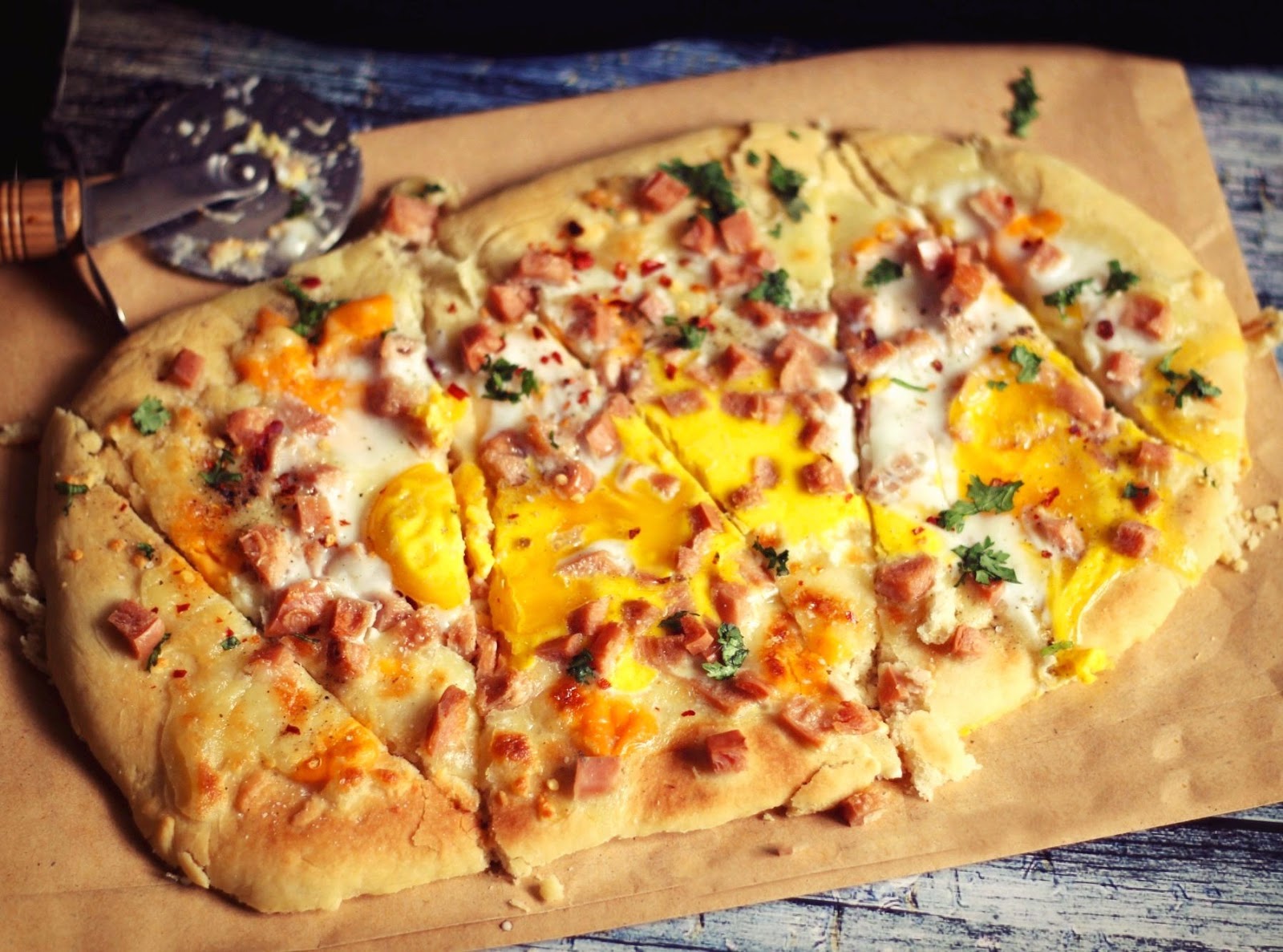 Breakfast Pizza with Pancake Mix Crust | Tickle Those Taste Buds