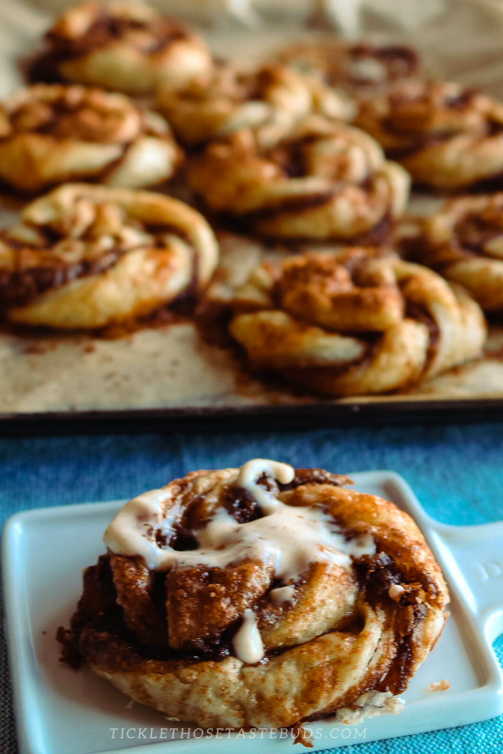 Swirly Cinnamon Roll Knots with Cream Cheese Glaze Tickle Those Taste