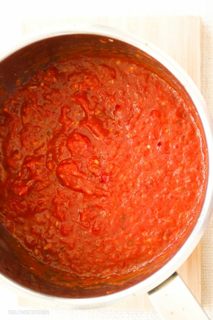 Easy Homemade Pizza Sauce (from Scratch) | Tickle Those Taste Buds