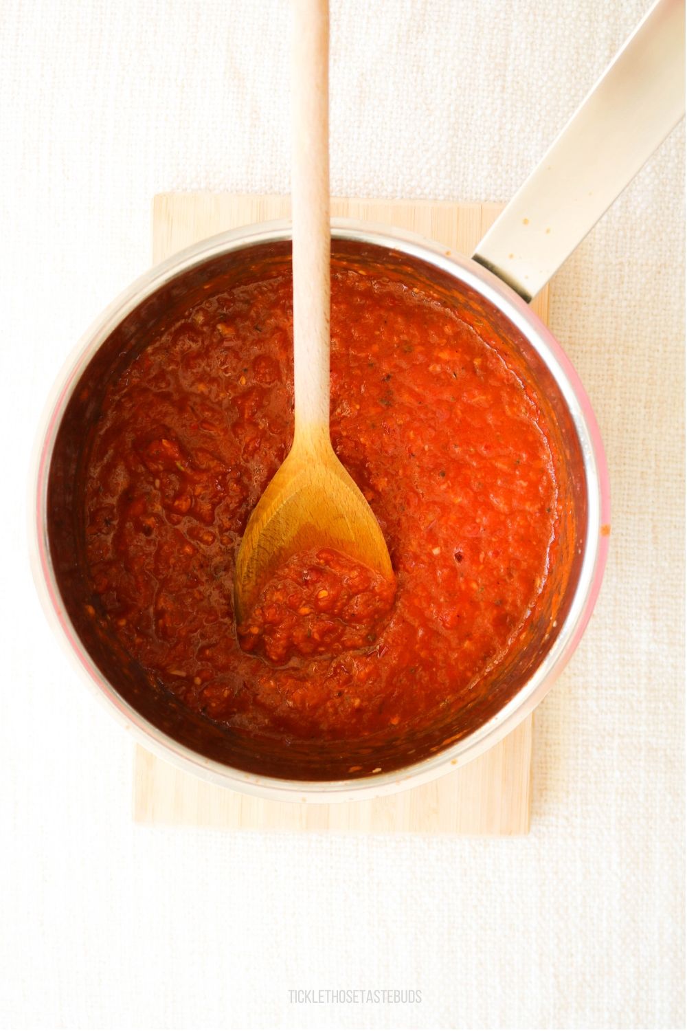 Easy Homemade Pizza Sauce (from Scratch) | Tickle Those Taste Buds