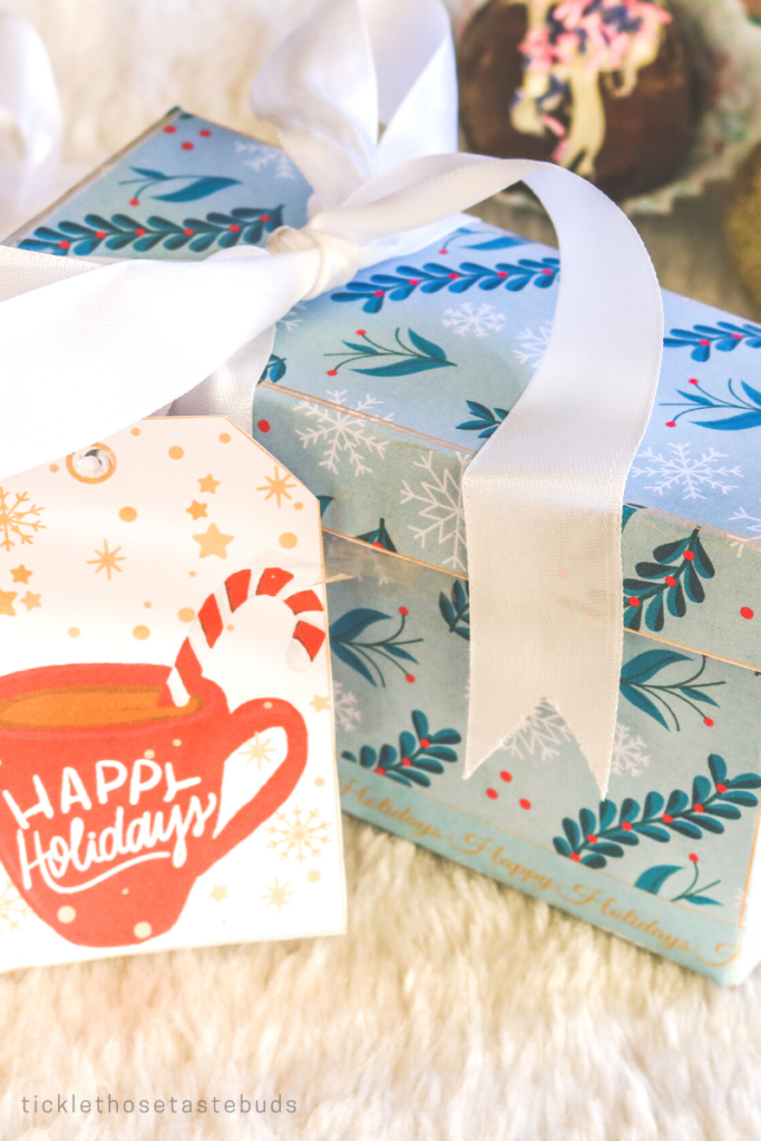 Holiday-Guft-Box-design